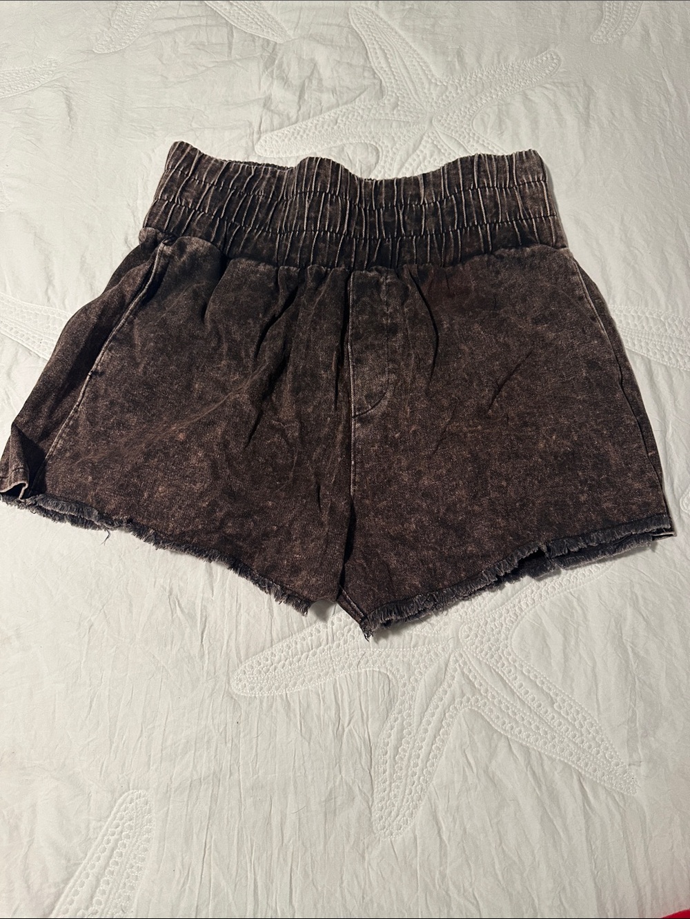 High-Waist Washed Brown Elastic Waist Jean Shorts Size Large. Worn once